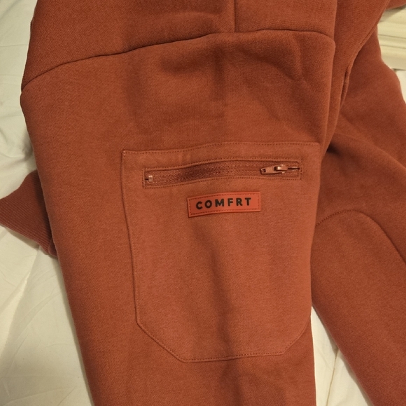 Comfrt Unisex Berry Hoodie - Picture 5 of 8